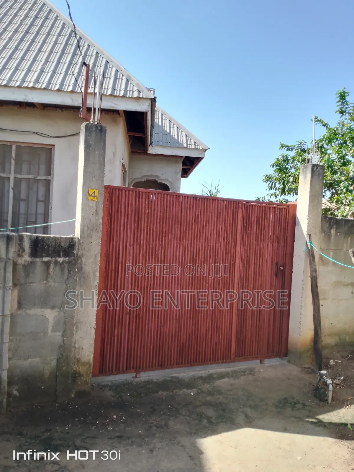4bdrm Block of Flats in Mabwepande Manzese, Bunju for sale