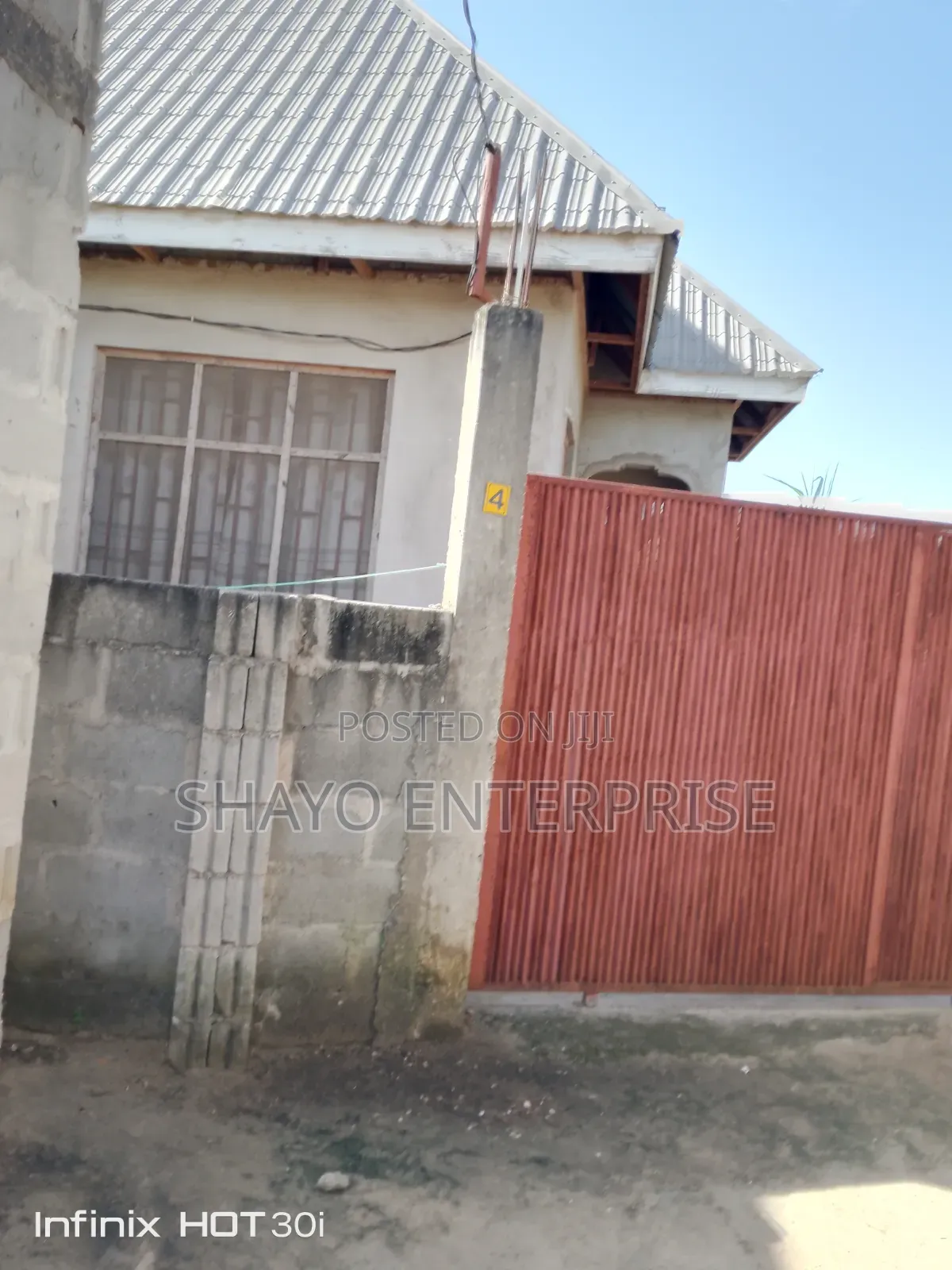 4bdrm Block of Flats in Mabwepande Manzese, Bunju for sale