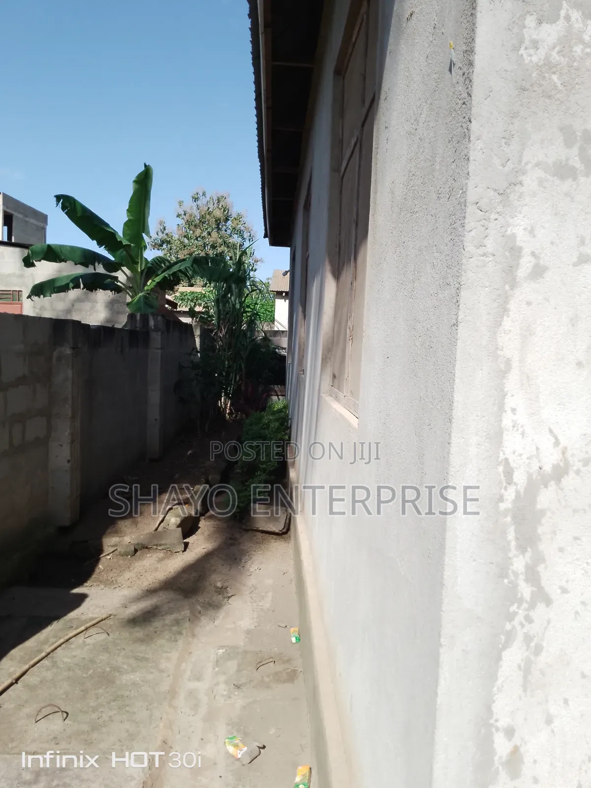 4bdrm Block of Flats in Mabwepande Manzese, Bunju for sale
