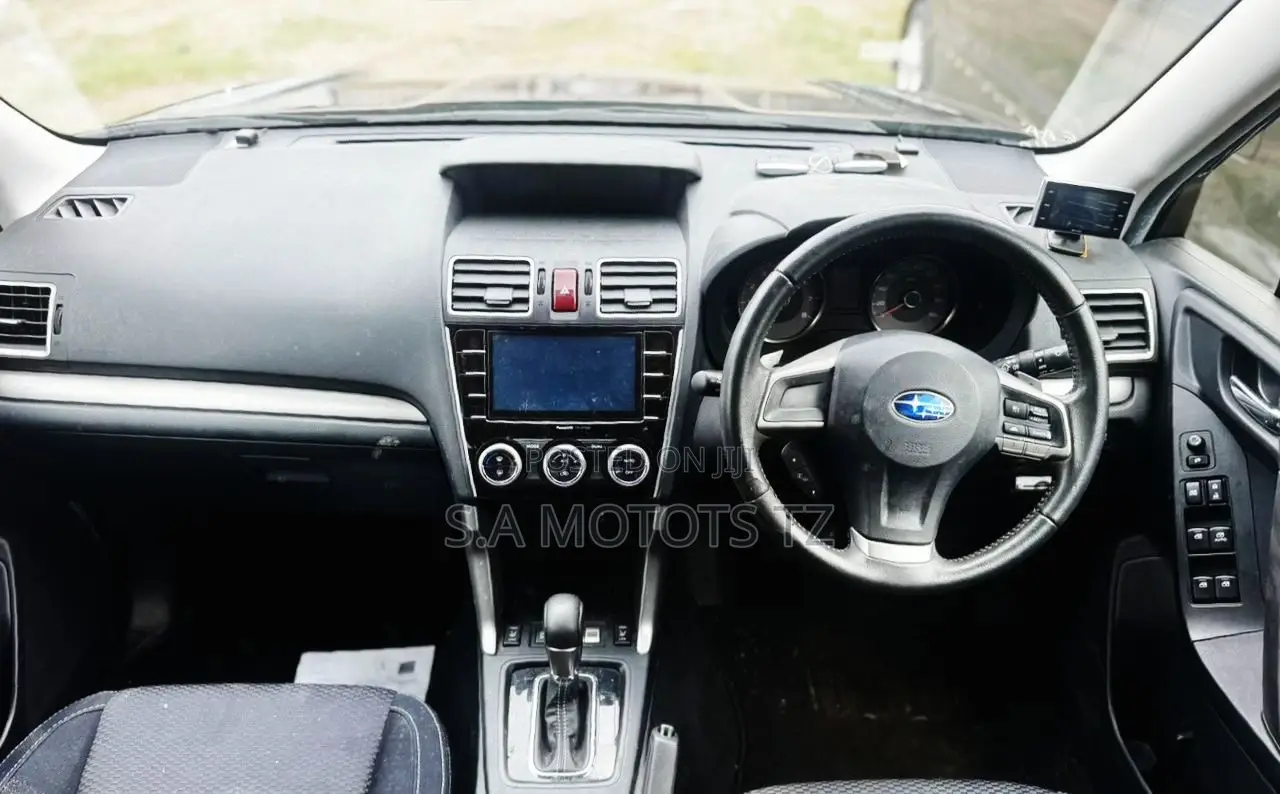 Subaru Forester 2015 Black