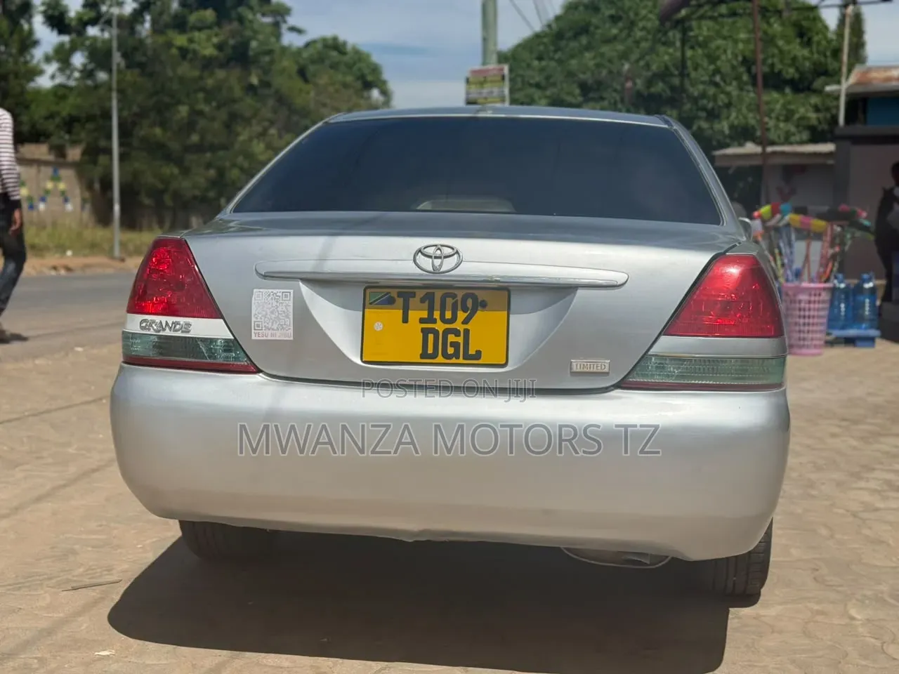 Toyota Mark II 2004 Silver