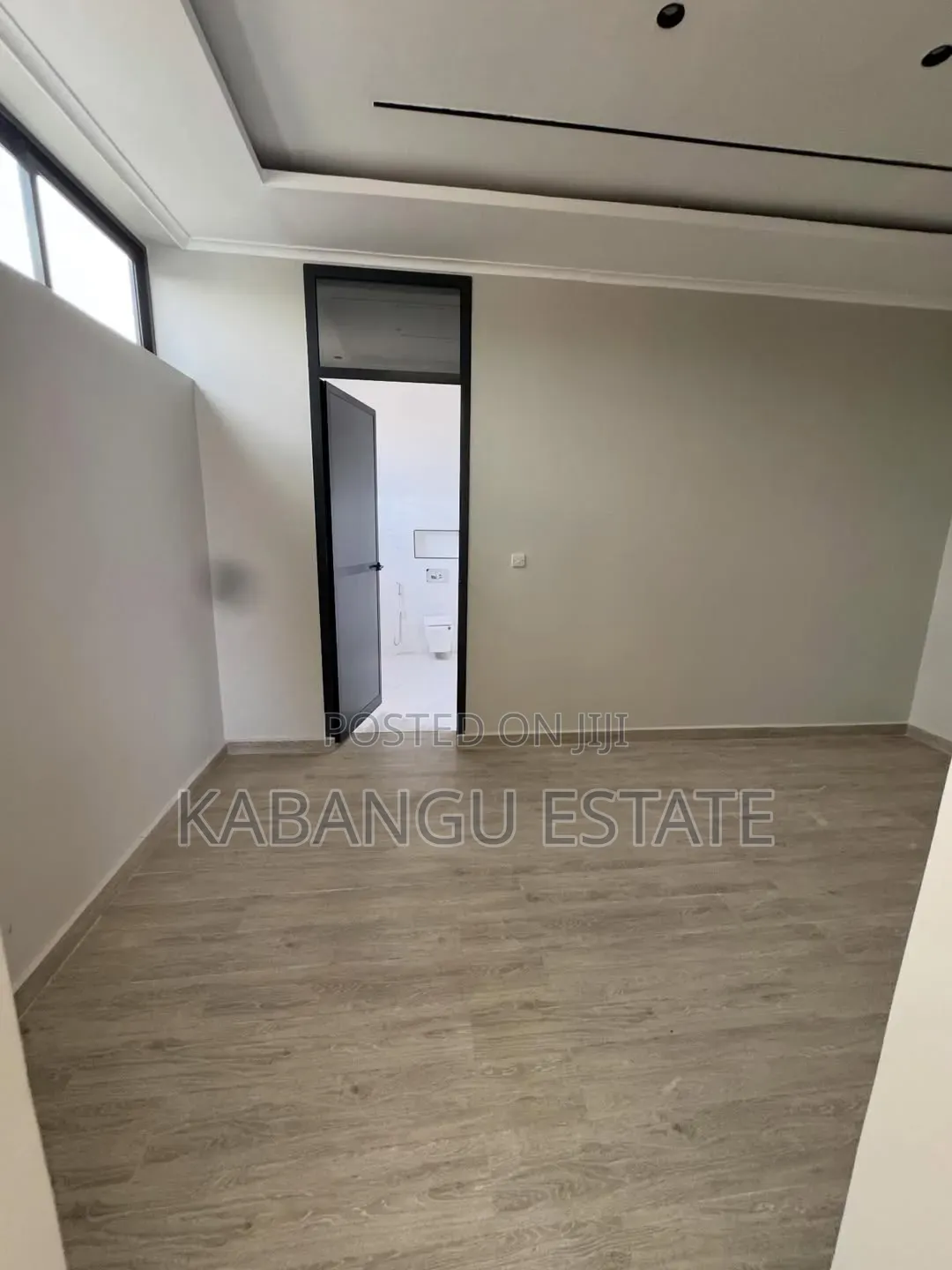 6bdrm Mansion in Mbweni Jkt for sale