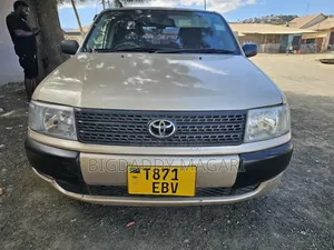Toyota Probox 2011 Gold