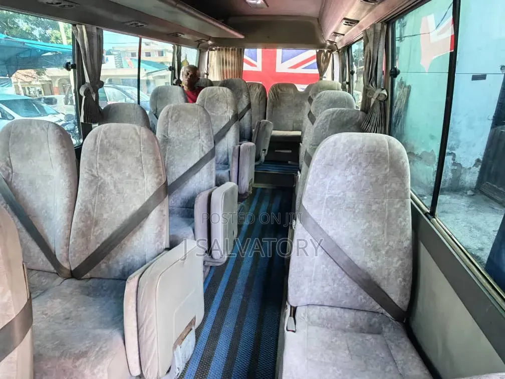 Toyota Coaster 2002 Blue