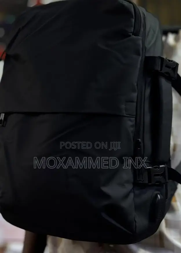 Waterproof Backpack Bag B700shock Absorberleather Materials