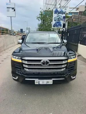 Toyota Land Cruiser 2025 Black