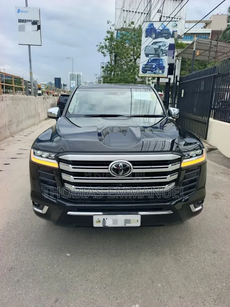Toyota Land Cruiser 2025 Black