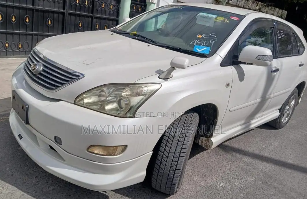 Toyota Harrier 2007 White