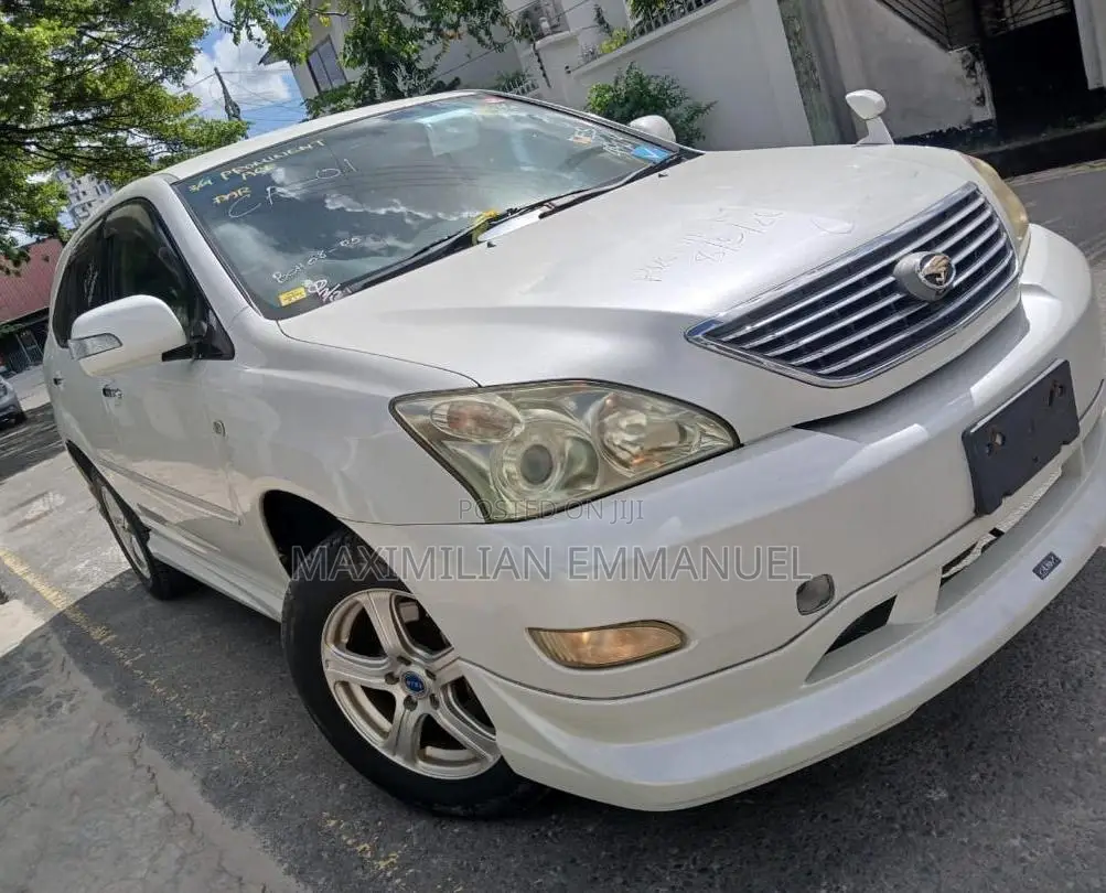 Toyota Harrier 2007 White