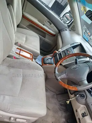 Toyota Harrier 2007 White