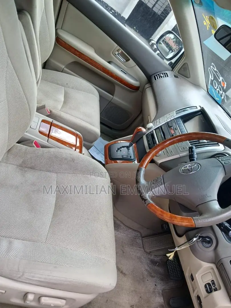 Toyota Harrier 2007 White