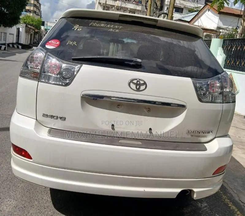 Toyota Harrier 2007 White