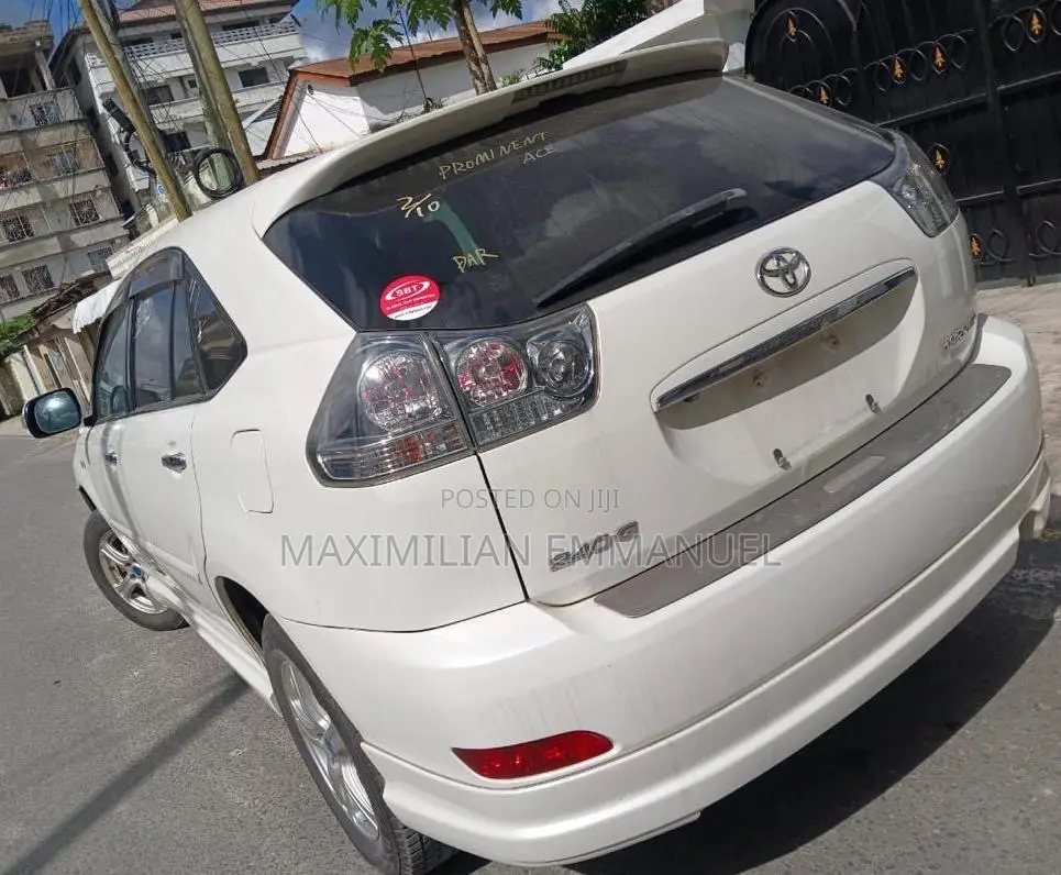 Toyota Harrier 2007 White