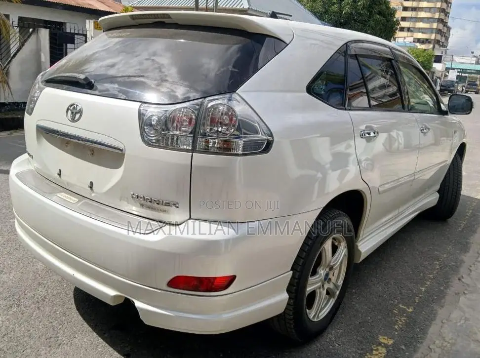 Toyota Harrier 2007 White