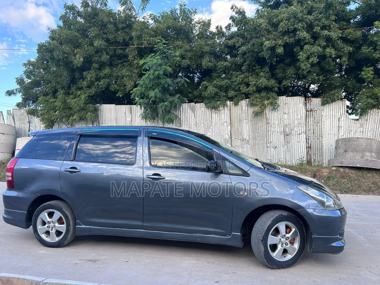 Toyota Wish 2005 Gray