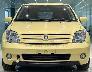 Toyota IST 2003 Yellow