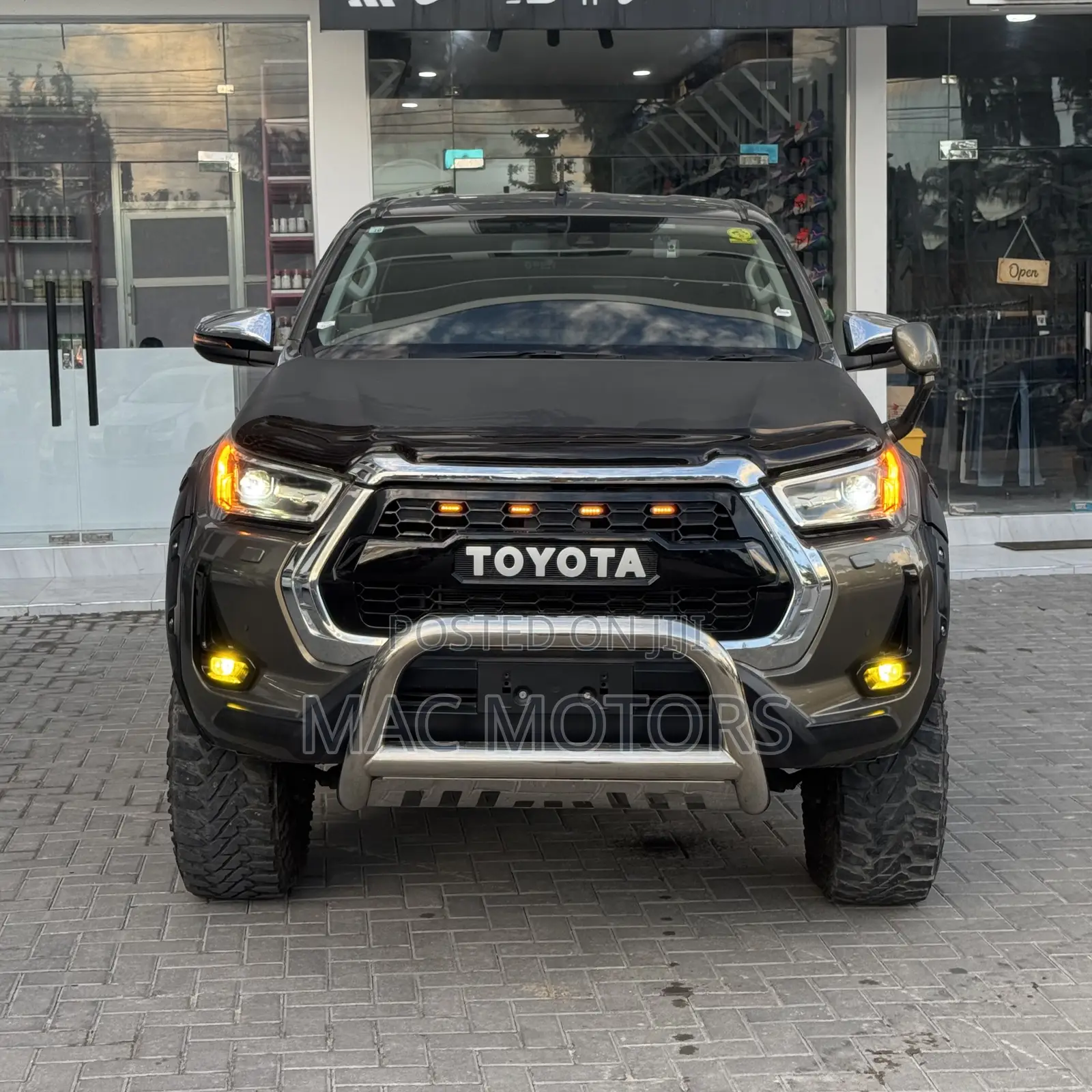 Toyota Hilux Revo Double Cab Deisel 2.4 RWD 2021 Gray