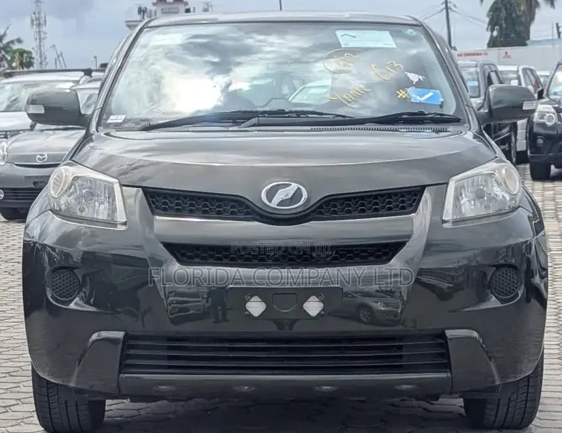 Toyota IST 2011 Black