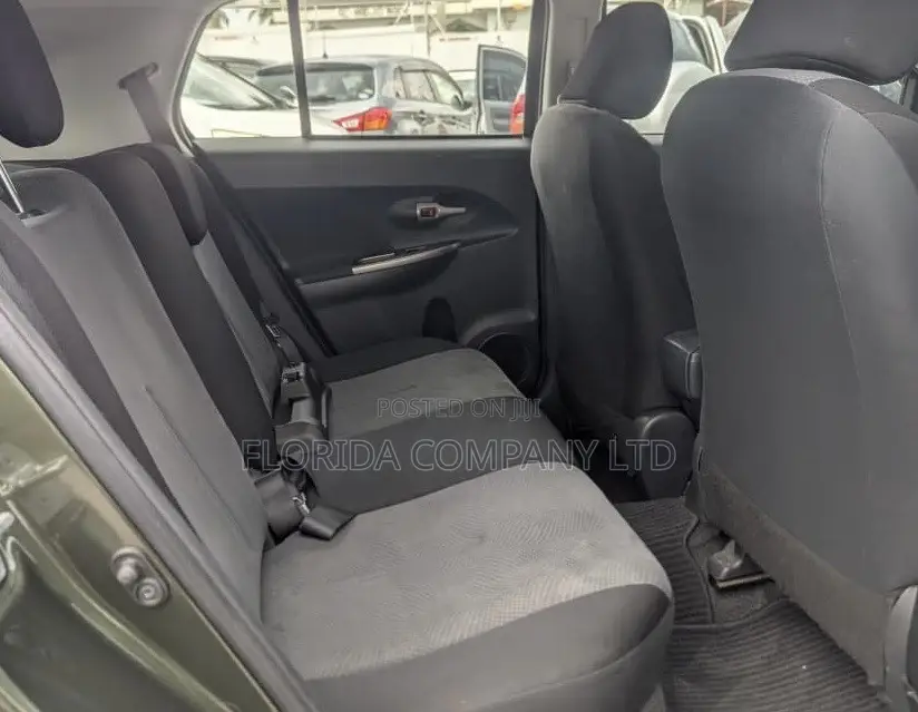 Toyota IST 2011 Black