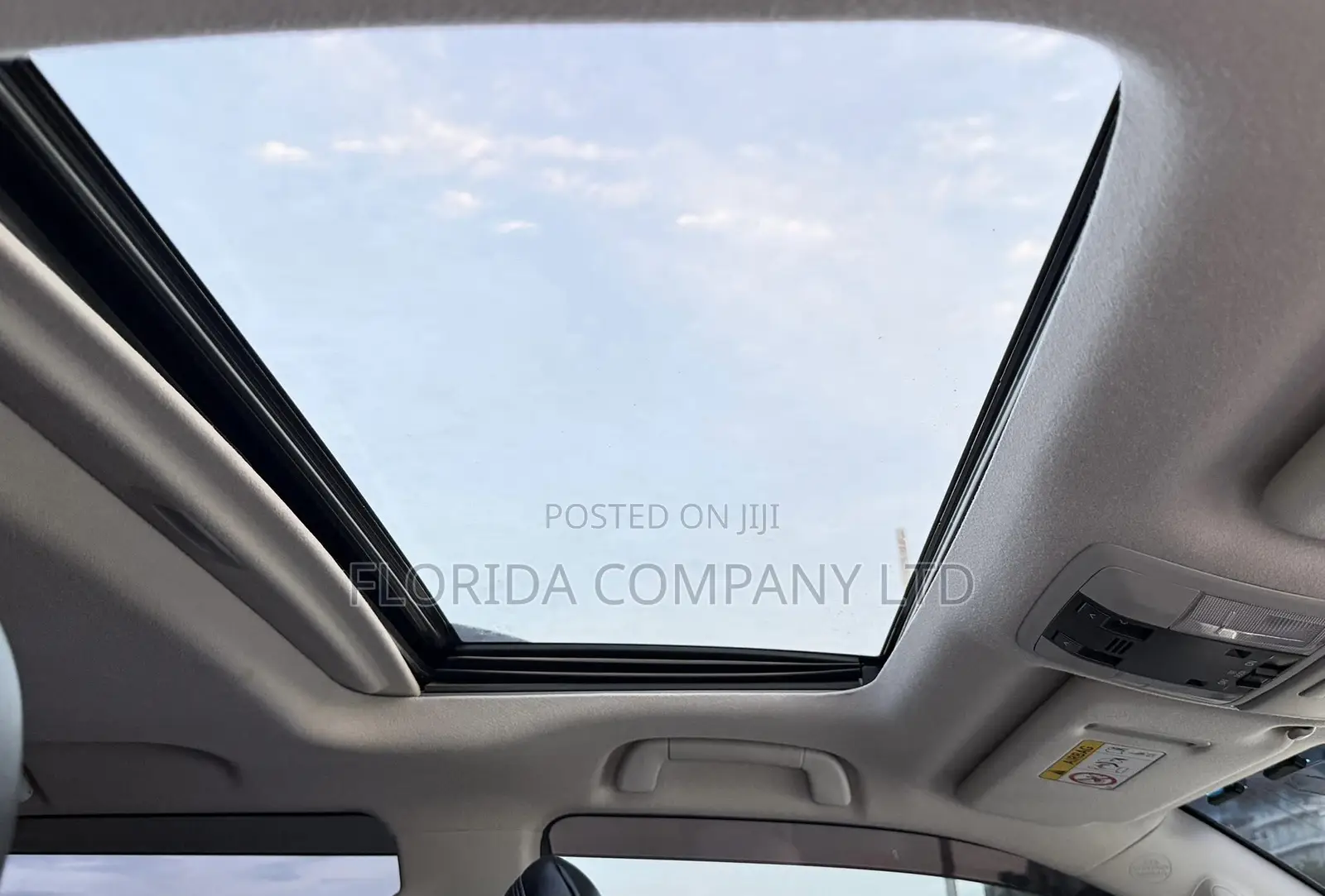 Toyota Land Cruiser Prado 2022 White
