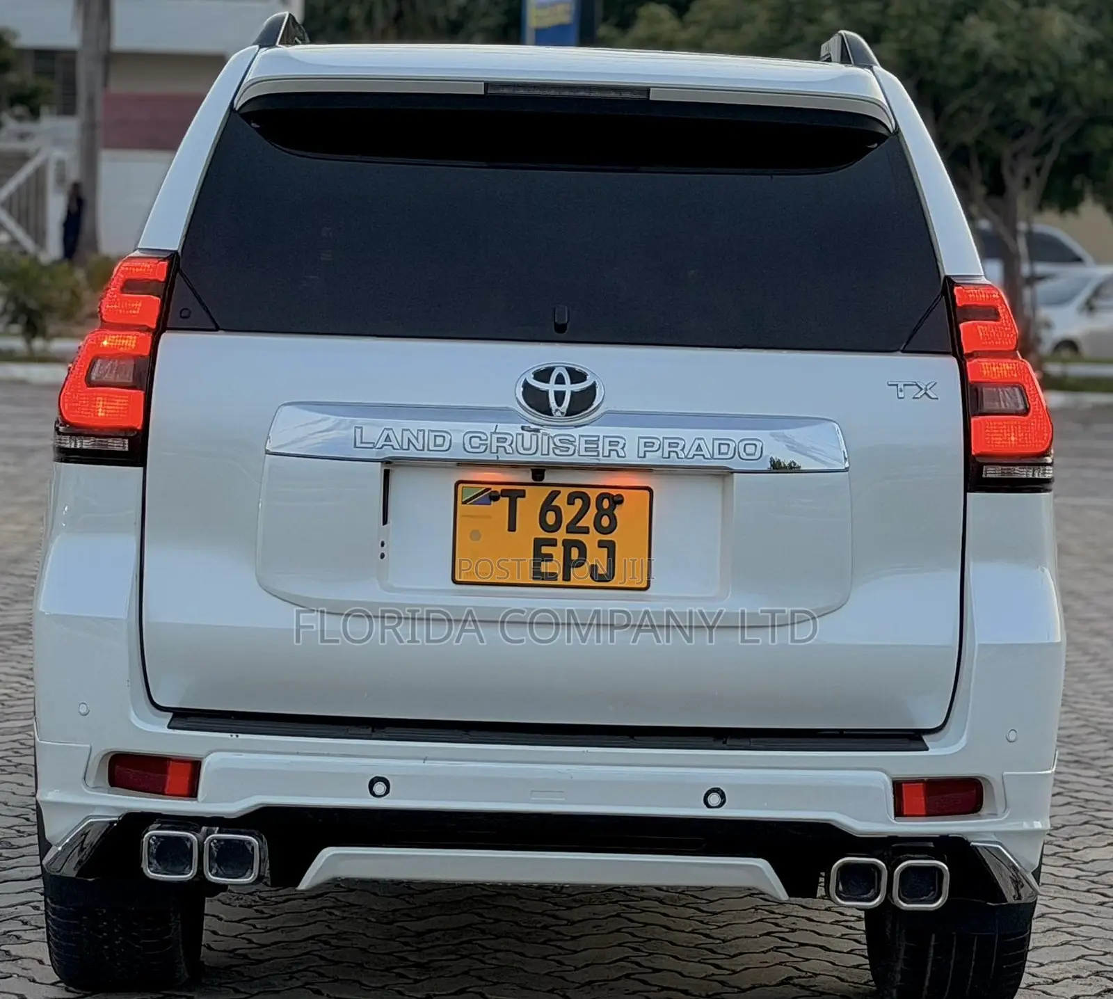 Toyota Land Cruiser Prado 2022 White