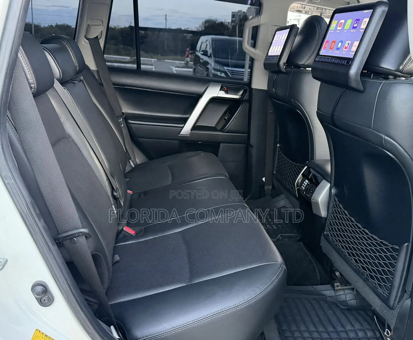 Toyota Land Cruiser Prado 2022 White