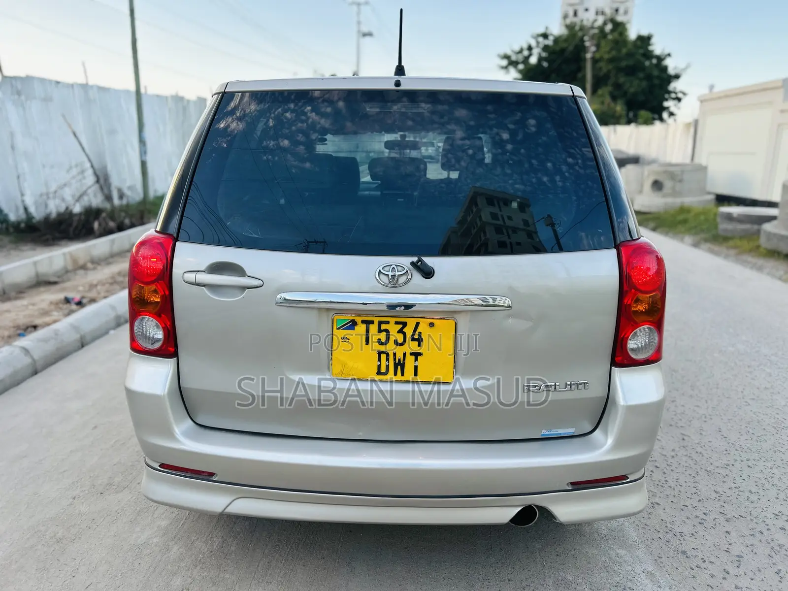 Toyota Raum 1.5 AWD 2006 Gray