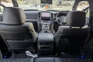 Toyota Land Cruiser 2016 Black