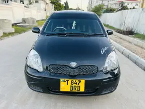 Toyota Vitz 1.3 AWD 5dr 2005 Black