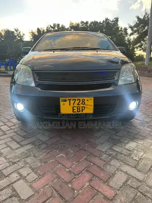 Toyota IST 2005 Black