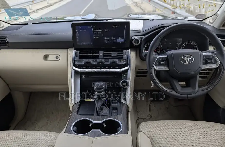 Toyota Land Cruiser 2024 Black