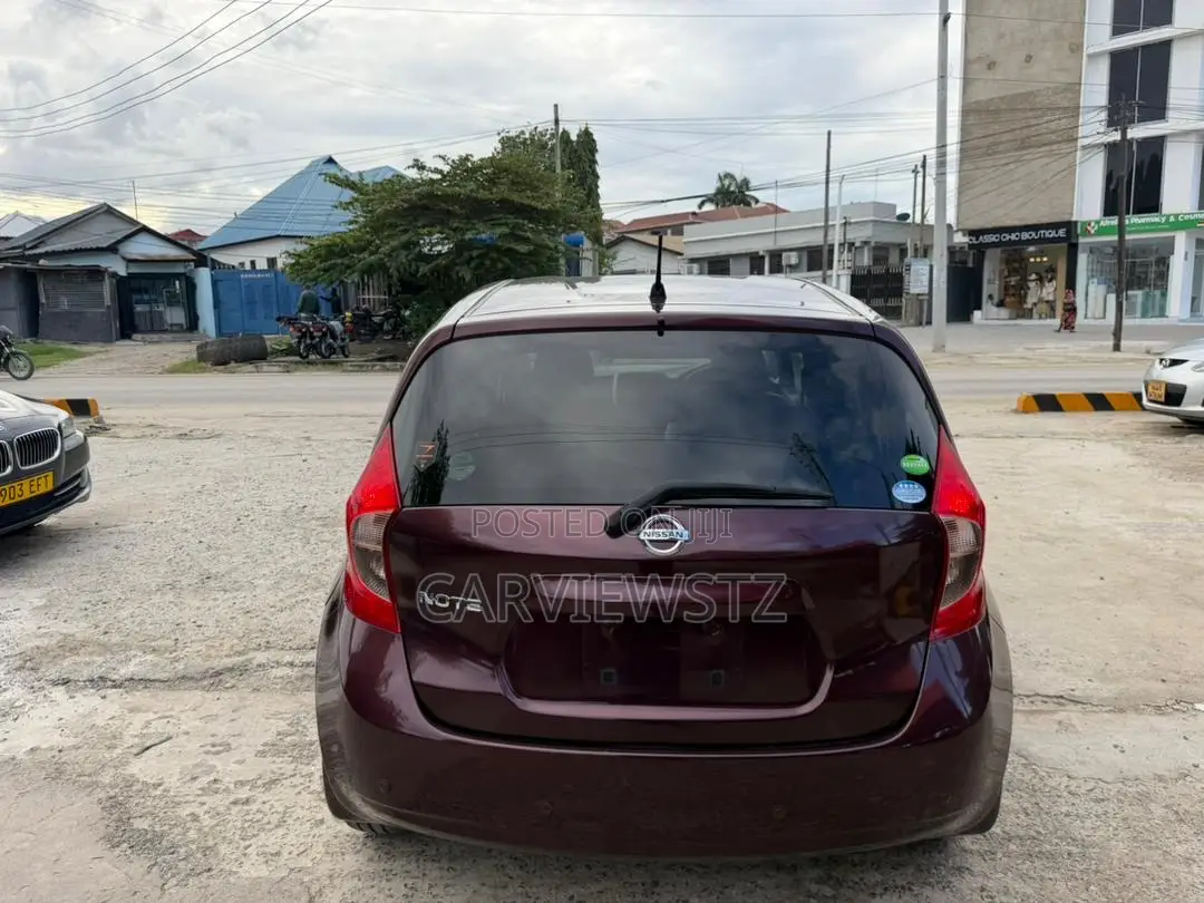 Nissan Note 1.2 Hybrid 2018 Maroon
