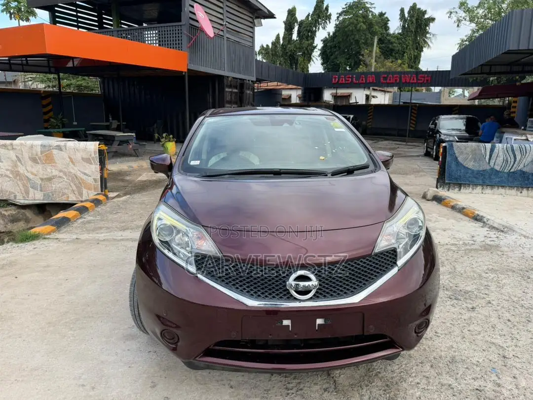 Nissan Note 1.2 Hybrid 2018 Maroon