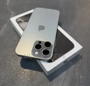 New Apple iPhone 16 Pro Max 256 GB Silver