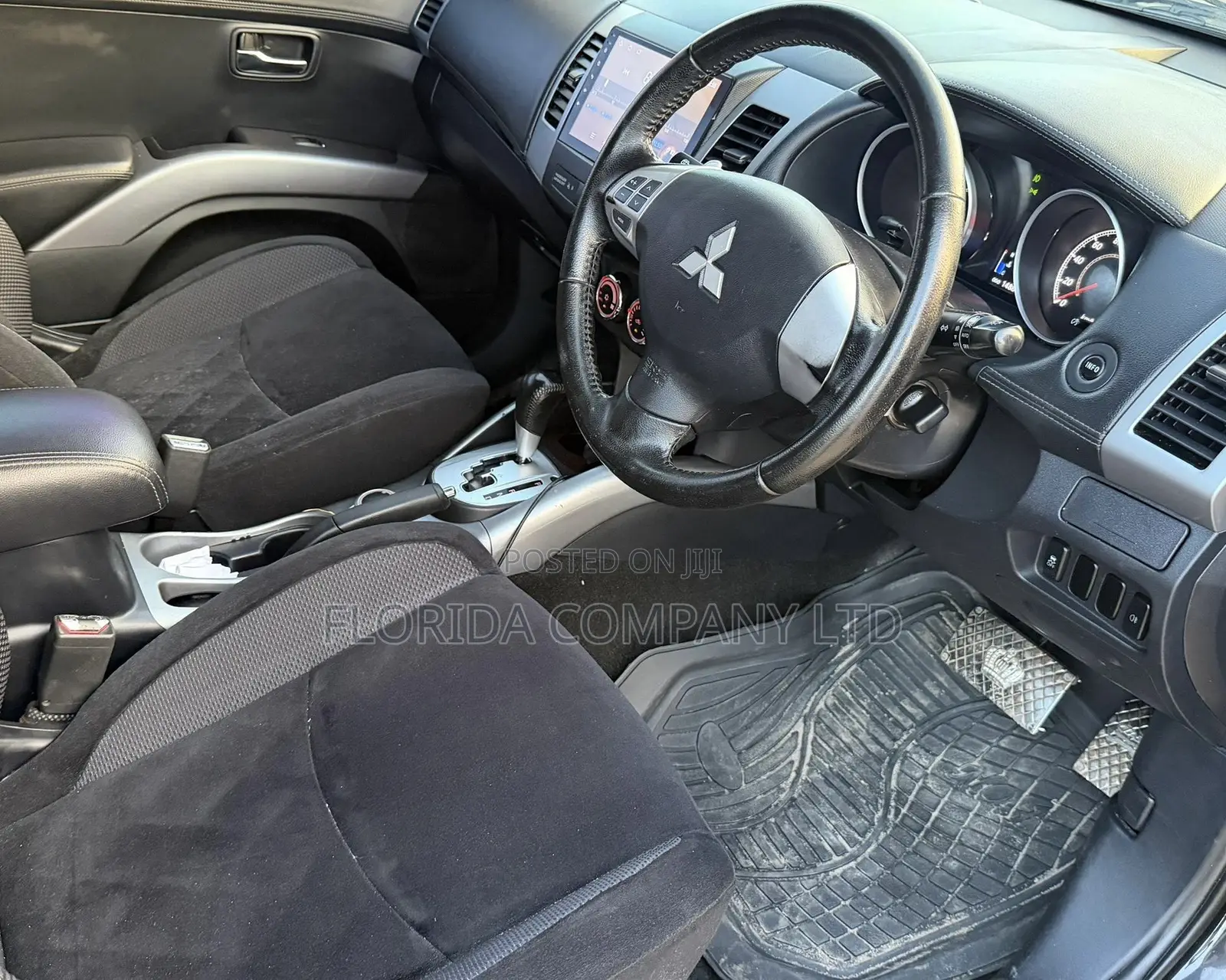 Mitsubishi Outlander 2012 Black