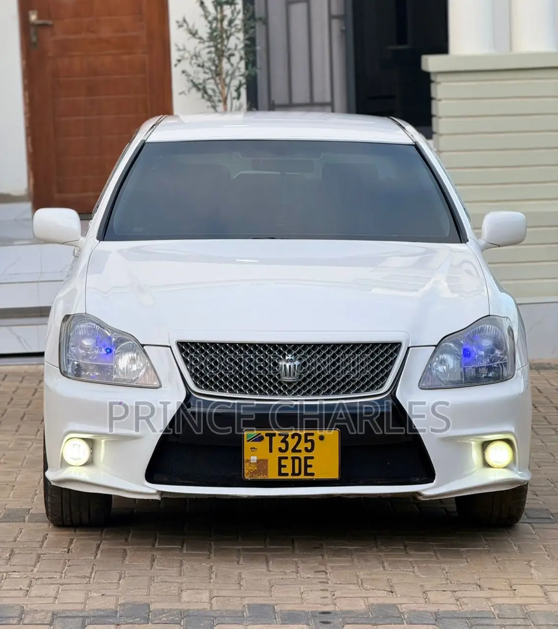 Toyota Crown 2007 White