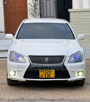 Toyota Crown 2007 White
