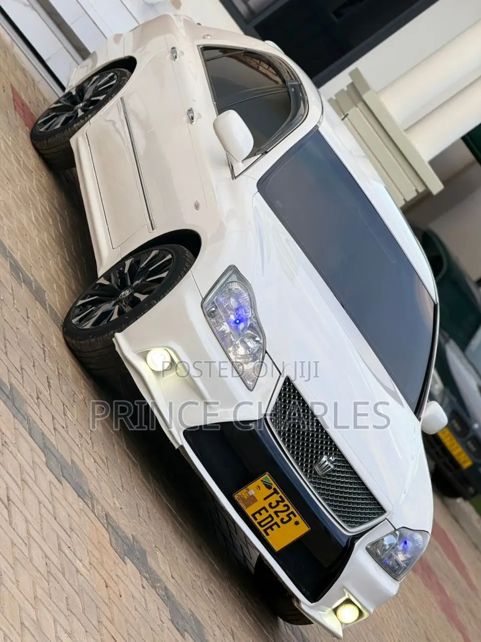 Toyota Crown 2007 White