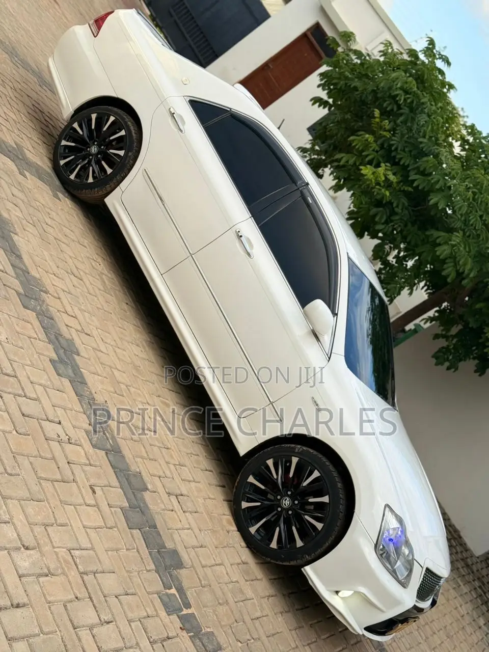 Toyota Crown 2007 White