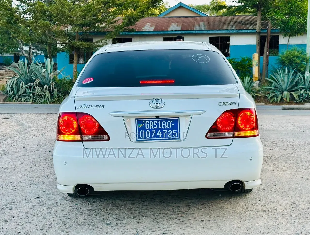 Toyota Crown 2006 White