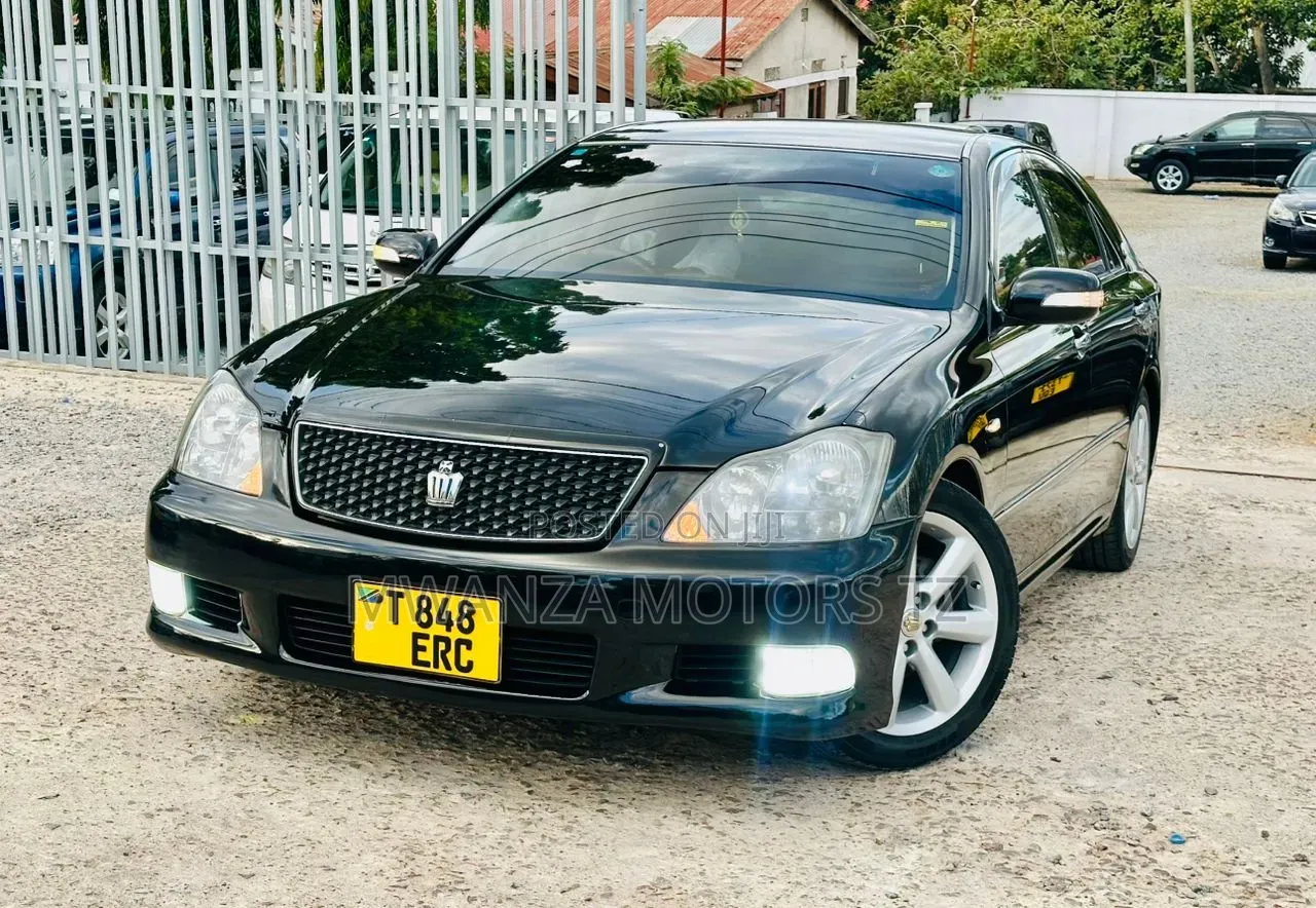 Toyota Crown 2007 Matt Black
