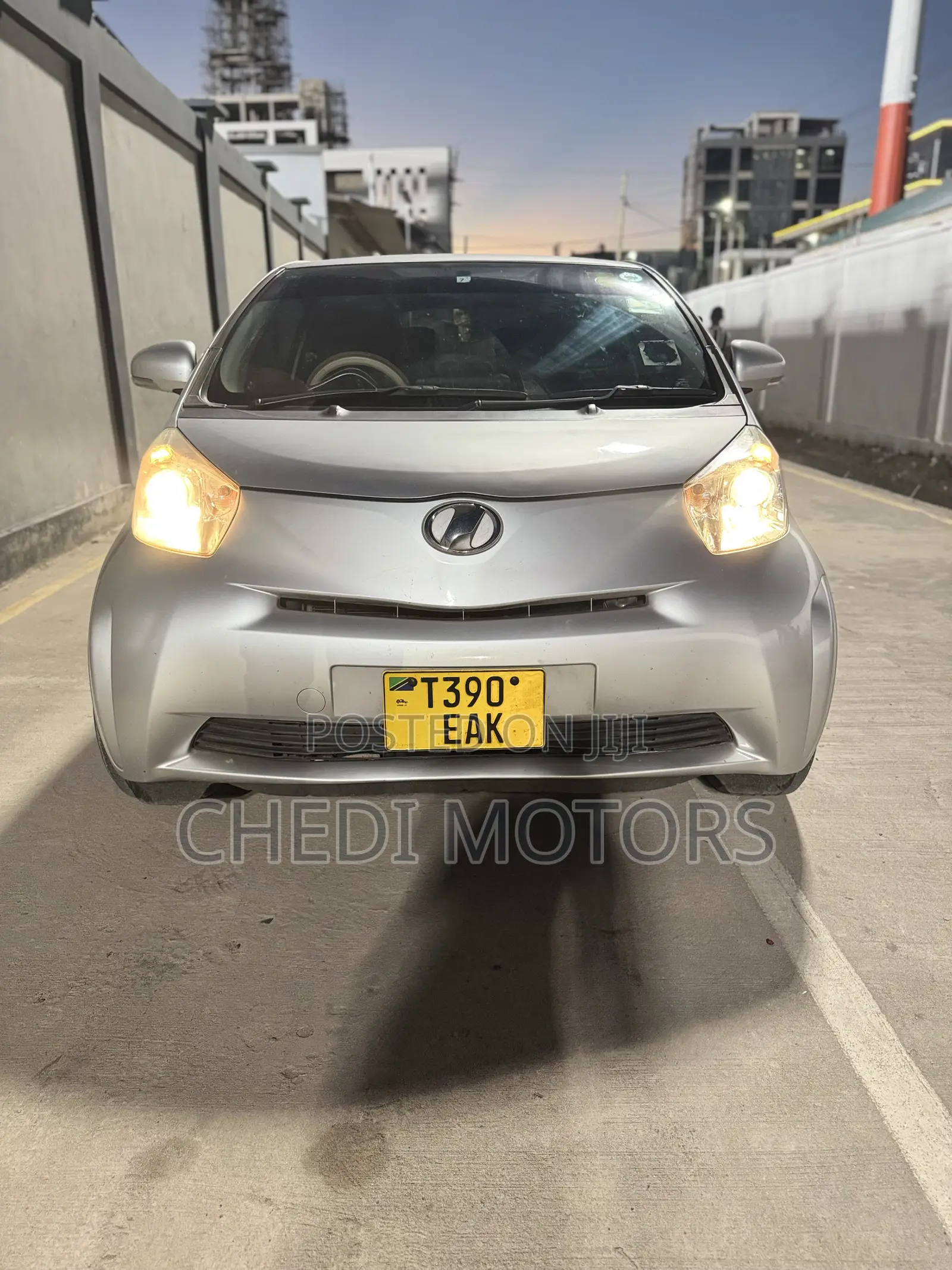 Toyota iQ 2009 Beige