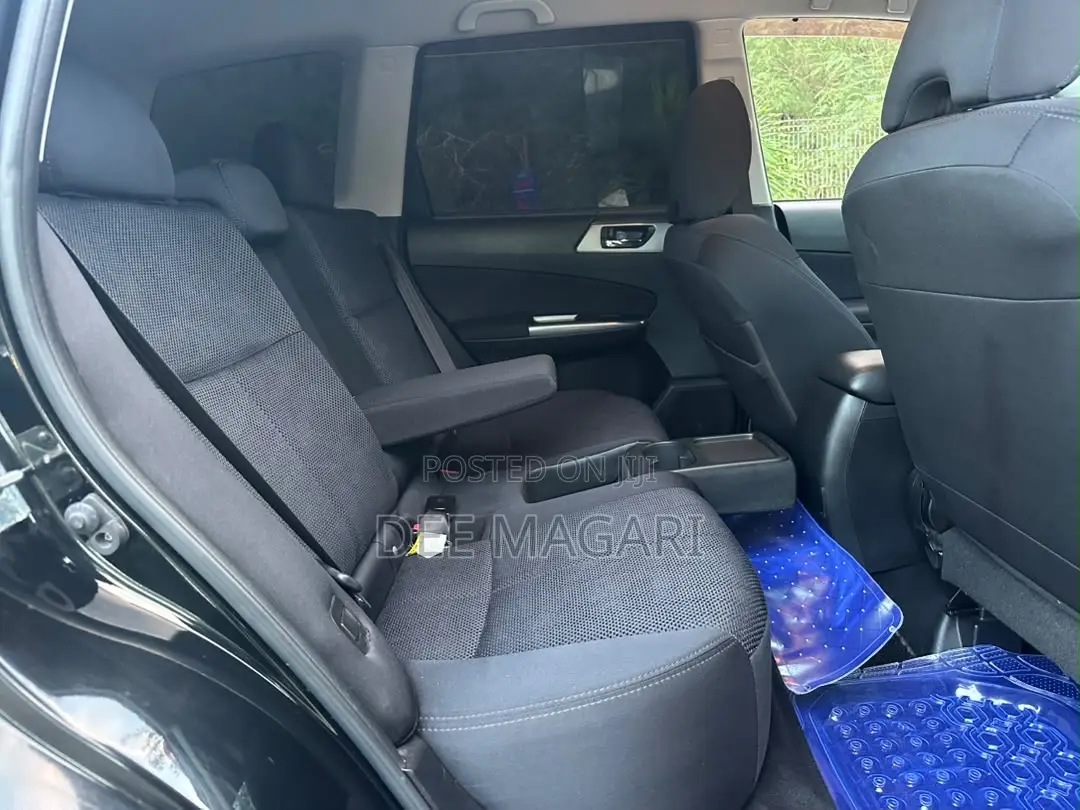Subaru Forester 2011 Black