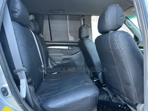 Toyota Land Cruiser Prado 2007 Silver