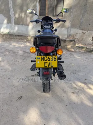 New Bajaj Boxer 125 2025 Black