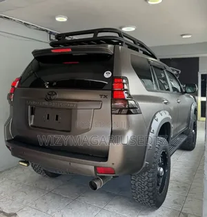 Toyota Land Cruiser Prado 2014 Brown