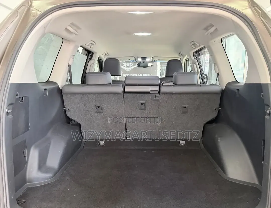 Toyota Land Cruiser Prado 2014 Brown