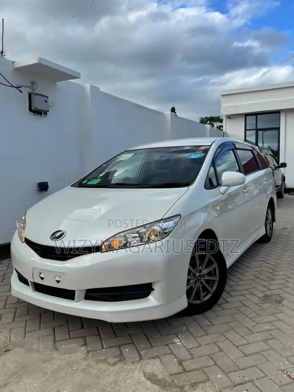 Toyota Wish 2009 Off white
