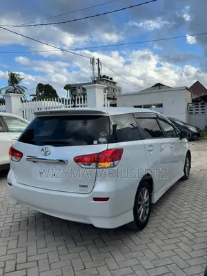 Toyota Wish 2009 Off white