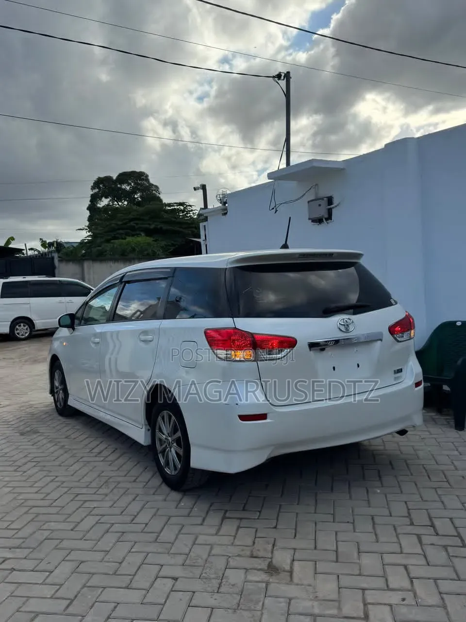 Toyota Wish 2009 Off white